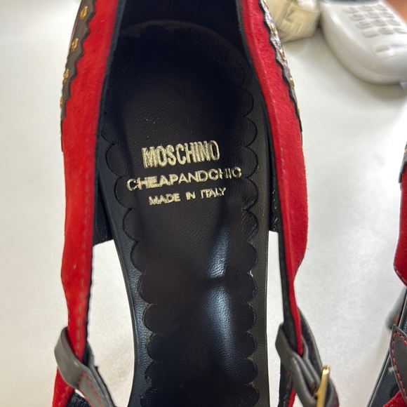 Moschino grey leather and red suede peep-toe Mary Jane. Size 40 - Picture 6 of 6